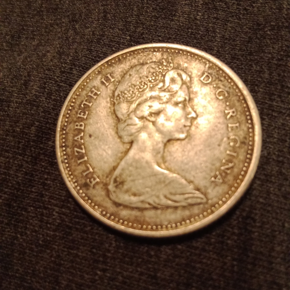 1966 Canada 25cent coin